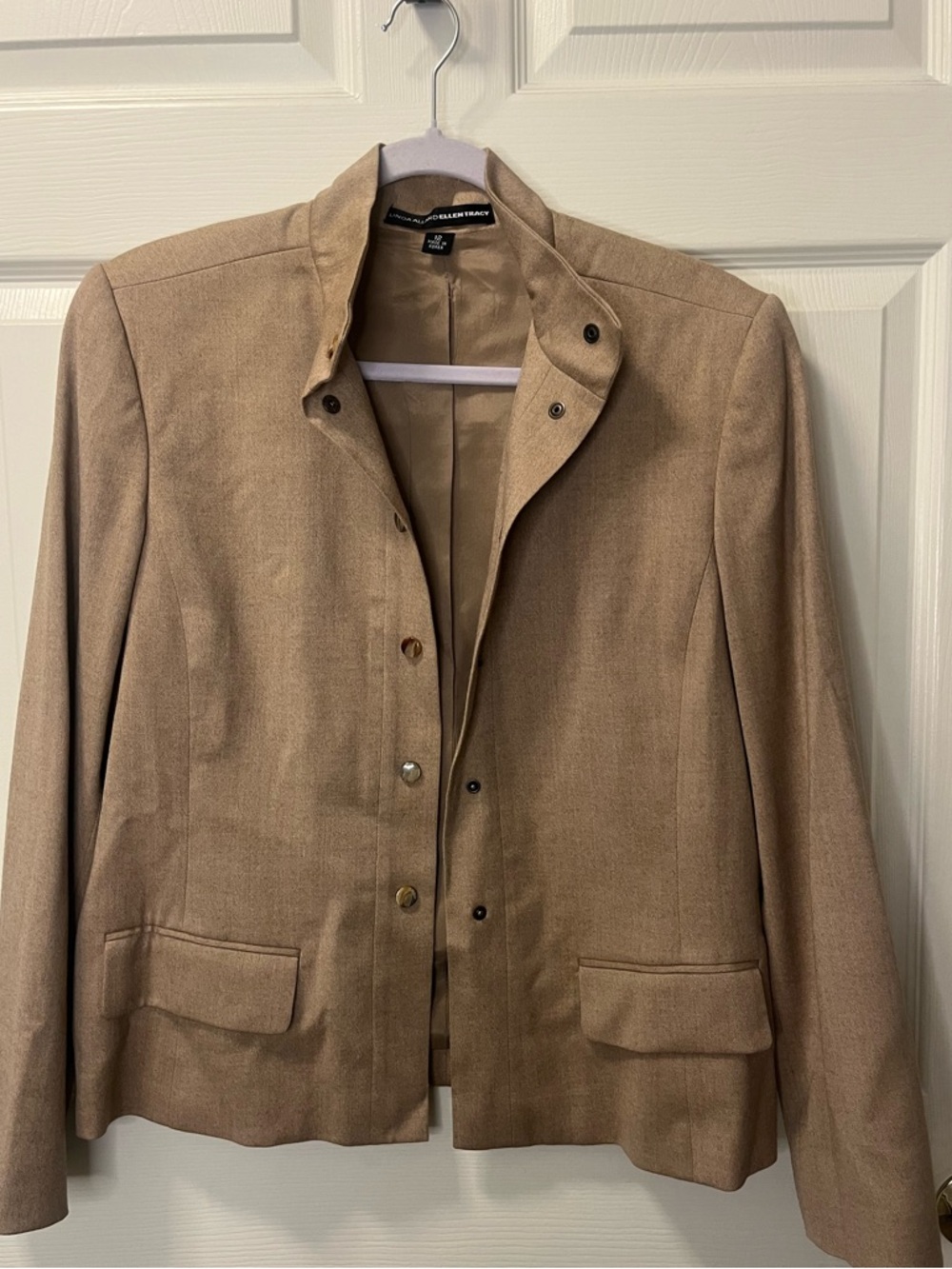 Linda Allard/Ellen Tracy Wool Blend‎ Snap Front Blazer. Lined. Size 12 Classic